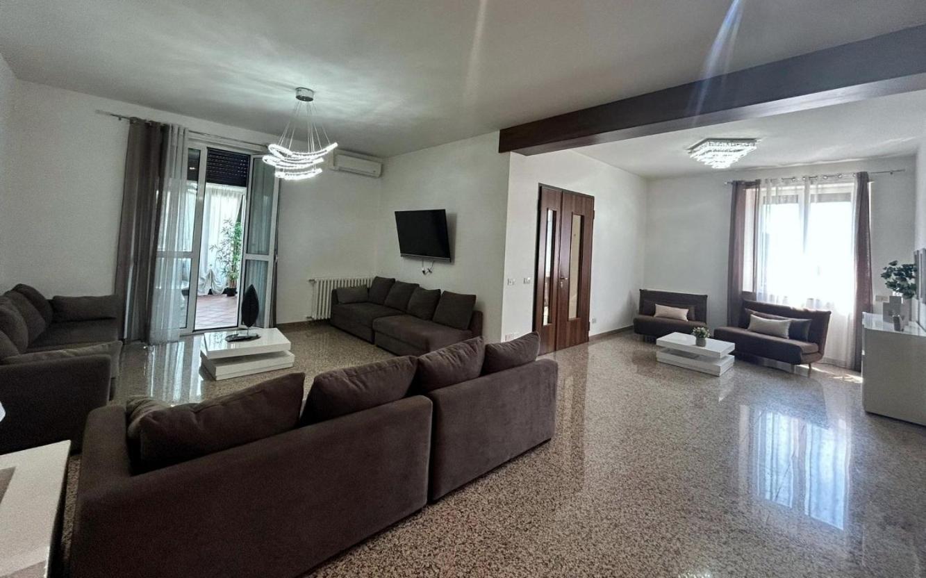 Fontana Oasis Apartments Castelnuovo del Garda Room photo